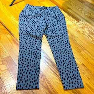 Chico’s grey black spotted leggings size 8/10